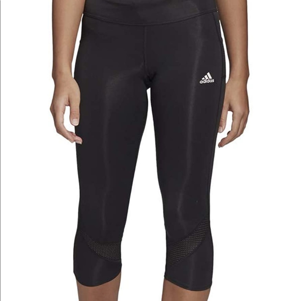 Adidas Women’s on the run 3/4 tights. NWT.